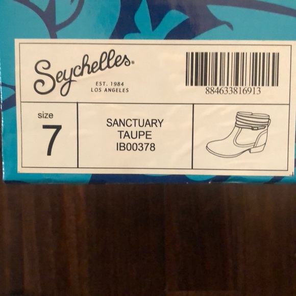 Boots - Picture 4 of 4